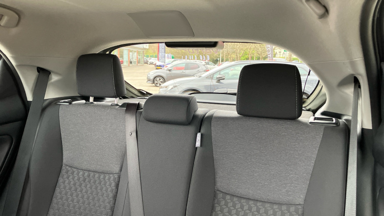 Toyota Yaris 1.5 Hybrid Design 5dr CVT Hybrid Hatchback